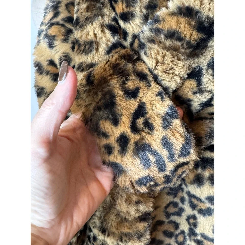 Apparis Scarf Jasper Leopard Print Faux Fur Trendy‎ Outerwear Outdoor Chic NWT